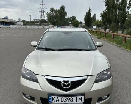 Бежевый Мазда 3, объемом двигателя 1.6 л и пробегом 118 тыс. км за 5000 $, фото 1 на Automoto.ua
