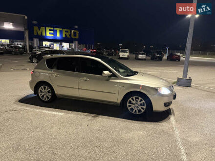 Бежевый Мазда 3, объемом двигателя 1.6 л и пробегом 196 тыс. км за 5700 $, фото 1 на Automoto.ua