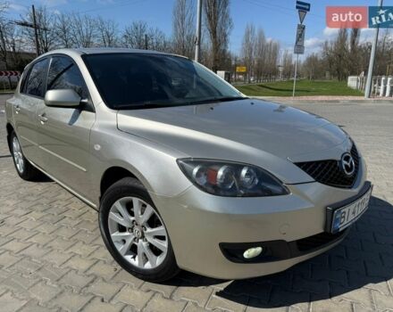 Бежевый Мазда 3, объемом двигателя 1.6 л и пробегом 190 тыс. км за 5800 $, фото 1 на Automoto.ua