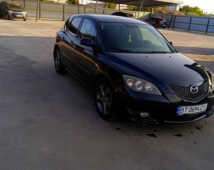 Черный Мазда 3, объемом двигателя 1.6 л и пробегом 500 тыс. км за 4000 $, фото 3 на Automoto.ua