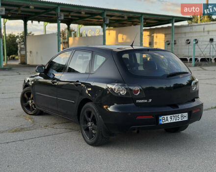 Черный Мазда 3, объемом двигателя 1.6 л и пробегом 270 тыс. км за 4500 $, фото 5 на Automoto.ua