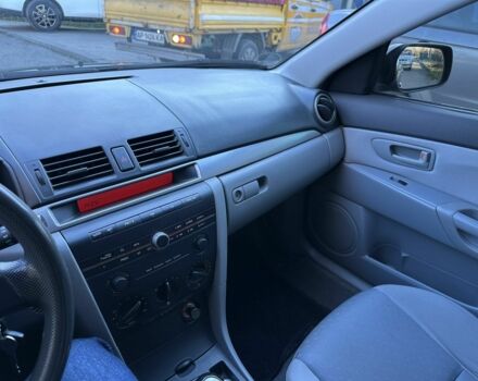 Черный Мазда 3, объемом двигателя 1.6 л и пробегом 232 тыс. км за 4250 $, фото 23 на Automoto.ua