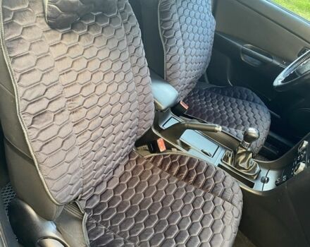 Чорний Мазда 3, об'ємом двигуна 1.6 л та пробігом 340 тис. км за 3700 $, фото 4 на Automoto.ua