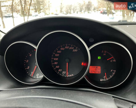 Чорний Мазда 3, об'ємом двигуна 1.6 л та пробігом 324 тис. км за 2450 $, фото 16 на Automoto.ua