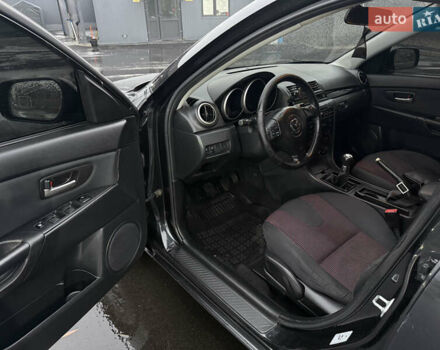 Черный Мазда 3, объемом двигателя 1.6 л и пробегом 349 тыс. км за 4499 $, фото 6 на Automoto.ua