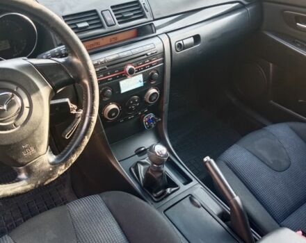 Черный Мазда 3, объемом двигателя 1.6 л и пробегом 270 тыс. км за 3600 $, фото 2 на Automoto.ua