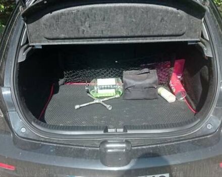 Черный Мазда 3, объемом двигателя 1.6 л и пробегом 322 тыс. км за 4700 $, фото 12 на Automoto.ua