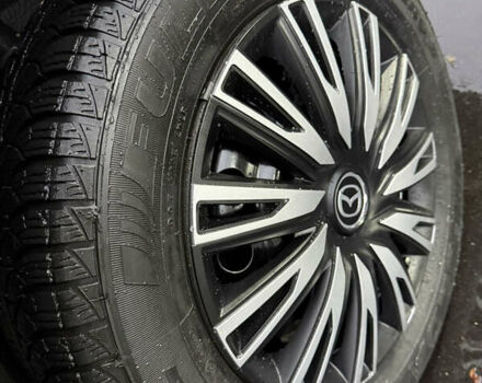 Черный Мазда 3, объемом двигателя 1.6 л и пробегом 349 тыс. км за 4499 $, фото 13 на Automoto.ua