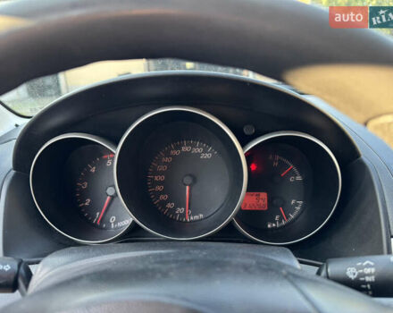 Чорний Мазда 3, об'ємом двигуна 1.6 л та пробігом 315 тис. км за 3650 $, фото 16 на Automoto.ua