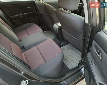 Чорний Мазда 3, об'ємом двигуна 1.6 л та пробігом 193 тис. км за 4999 $, фото 16 на Automoto.ua