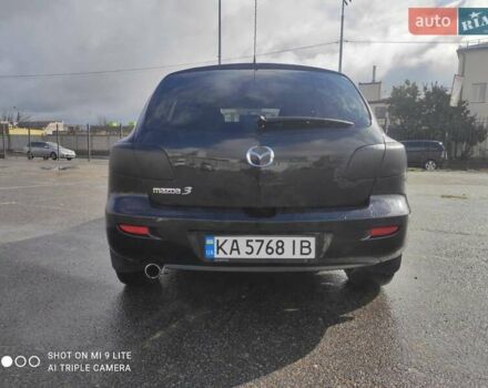 Черный Мазда 3, объемом двигателя 1.6 л и пробегом 286 тыс. км за 3750 $, фото 3 на Automoto.ua