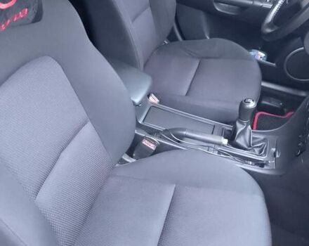 Чорний Мазда 3, об'ємом двигуна 1.6 л та пробігом 207 тис. км за 5200 $, фото 7 на Automoto.ua