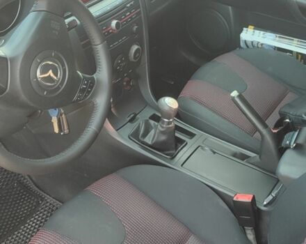 Черный Мазда 3, объемом двигателя 1.6 л и пробегом 316 тыс. км за 4300 $, фото 1 на Automoto.ua