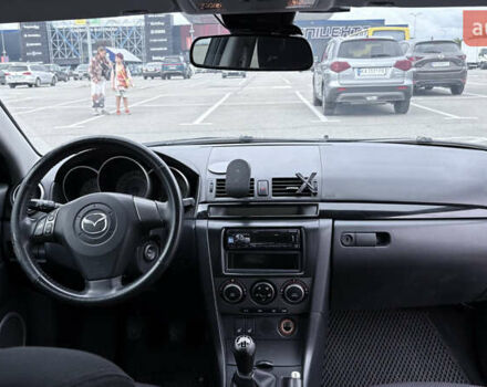 Чорний Мазда 3, об'ємом двигуна 1.6 л та пробігом 227 тис. км за 3500 $, фото 10 на Automoto.ua