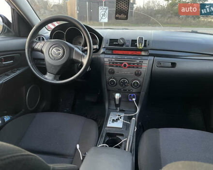 Черный Мазда 3, объемом двигателя 1.6 л и пробегом 360 тыс. км за 4600 $, фото 20 на Automoto.ua