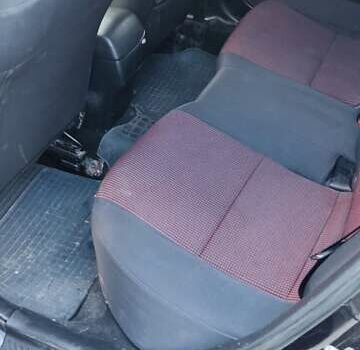 Черный Мазда 3, объемом двигателя 1.6 л и пробегом 260 тыс. км за 2800 $, фото 11 на Automoto.ua