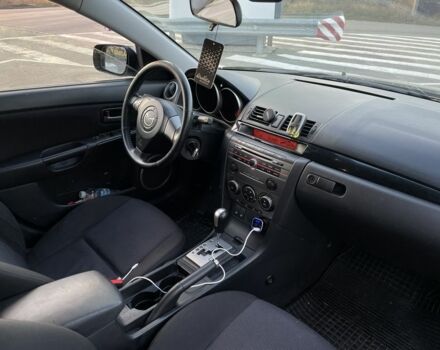 Черный Мазда 3, объемом двигателя 1.6 л и пробегом 360 тыс. км за 3700 $, фото 15 на Automoto.ua