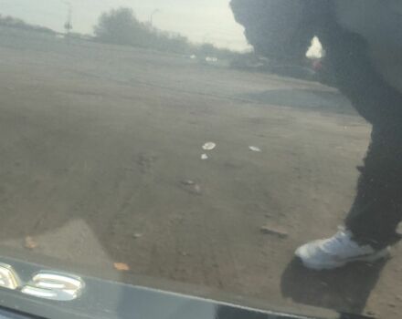 Черный Мазда 3, объемом двигателя 1.6 л и пробегом 316 тыс. км за 4300 $, фото 15 на Automoto.ua