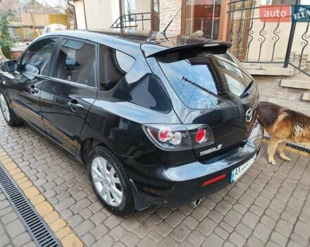 Черный Мазда 3, объемом двигателя 2 л и пробегом 110 тыс. км за 6500 $, фото 5 на Automoto.ua