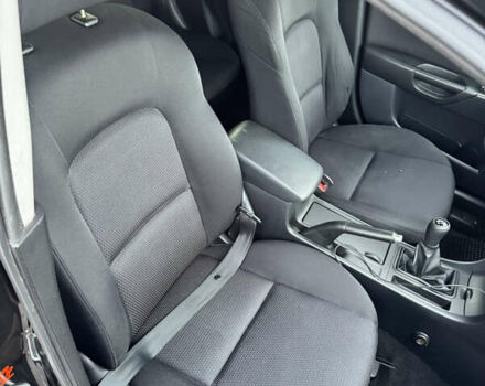 Чорний Мазда 3, об'ємом двигуна 1.6 л та пробігом 230 тис. км за 4500 $, фото 12 на Automoto.ua