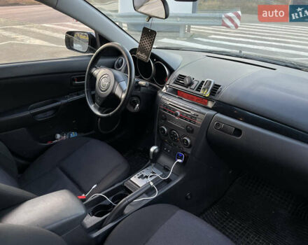 Черный Мазда 3, объемом двигателя 1.6 л и пробегом 360 тыс. км за 4600 $, фото 22 на Automoto.ua