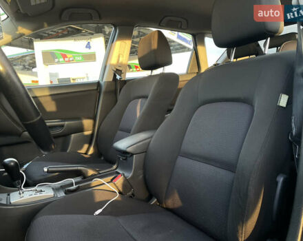 Черный Мазда 3, объемом двигателя 1.6 л и пробегом 360 тыс. км за 4600 $, фото 15 на Automoto.ua