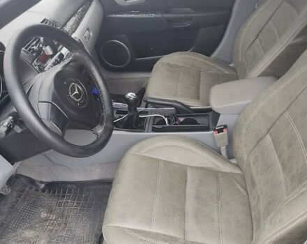 Черный Мазда 3, объемом двигателя 1.6 л и пробегом 285 тыс. км за 4000 $, фото 5 на Automoto.ua