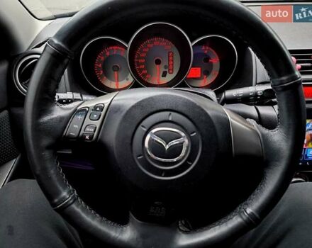 Чорний Мазда 3, об'ємом двигуна 1.6 л та пробігом 228 тис. км за 5555 $, фото 9 на Automoto.ua