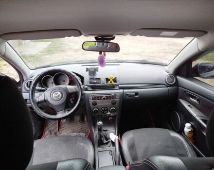 Черный Мазда 3, объемом двигателя 1.6 л и пробегом 246 тыс. км за 5500 $, фото 12 на Automoto.ua