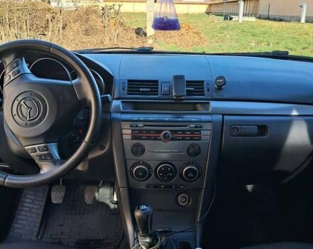 Черный Мазда 3, объемом двигателя 1.56 л и пробегом 233 тыс. км за 5200 $, фото 5 на Automoto.ua