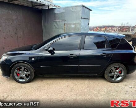 Черный Мазда 3, объемом двигателя 1.6 л и пробегом 333 тыс. км за 4600 $, фото 1 на Automoto.ua