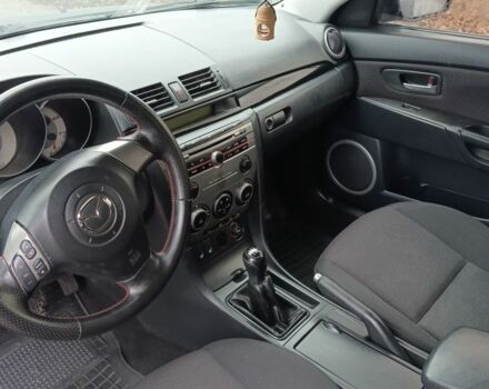 Черный Мазда 3, объемом двигателя 1.6 л и пробегом 256 тыс. км за 4600 $, фото 10 на Automoto.ua