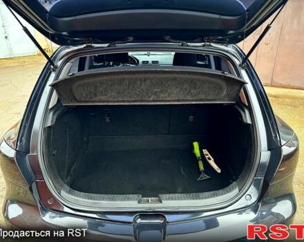 Черный Мазда 3, объемом двигателя 1.6 л и пробегом 333 тыс. км за 4600 $, фото 11 на Automoto.ua