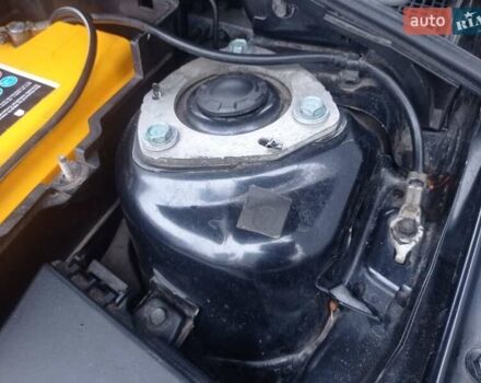 Черный Мазда 3, объемом двигателя 1.6 л и пробегом 165 тыс. км за 6100 $, фото 32 на Automoto.ua