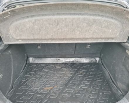 Черный Мазда 3, объемом двигателя 2 л и пробегом 120 тыс. км за 5400 $, фото 7 на Automoto.ua