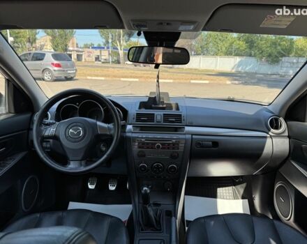 Черный Мазда 3, объемом двигателя 1.6 л и пробегом 131 тыс. км за 5990 $, фото 17 на Automoto.ua