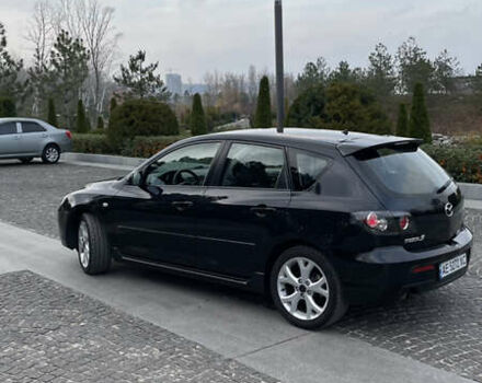 Черный Мазда 3, объемом двигателя 2 л и пробегом 220 тыс. км за 6000 $, фото 3 на Automoto.ua