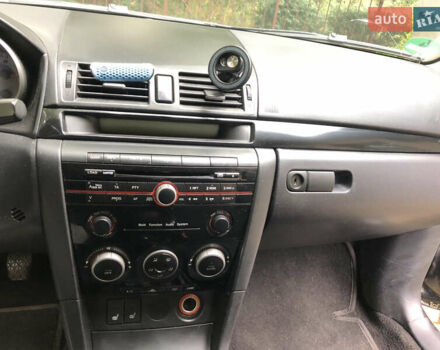 Чорний Мазда 3, об'ємом двигуна 2 л та пробігом 195 тис. км за 4000 $, фото 5 на Automoto.ua