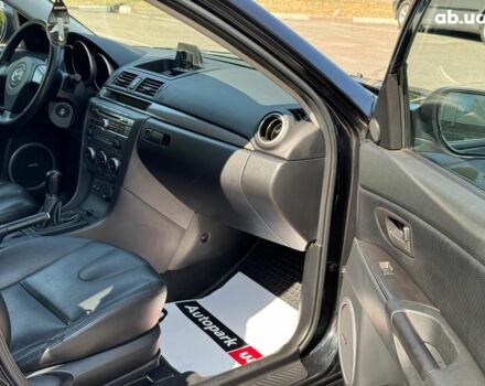 Черный Мазда 3, объемом двигателя 1.6 л и пробегом 131 тыс. км за 5990 $, фото 14 на Automoto.ua