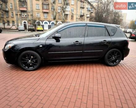 Чорний Мазда 3, об'ємом двигуна 1.6 л та пробігом 228 тис. км за 5555 $, фото 1 на Automoto.ua