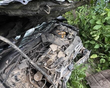 Чорний Мазда 3, об'ємом двигуна 2 л та пробігом 338 тис. км за 1200 $, фото 6 на Automoto.ua