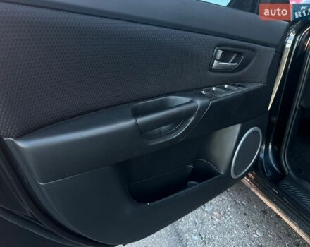 Чорний Мазда 3, об'ємом двигуна 1.6 л та пробігом 146 тис. км за 5850 $, фото 24 на Automoto.ua