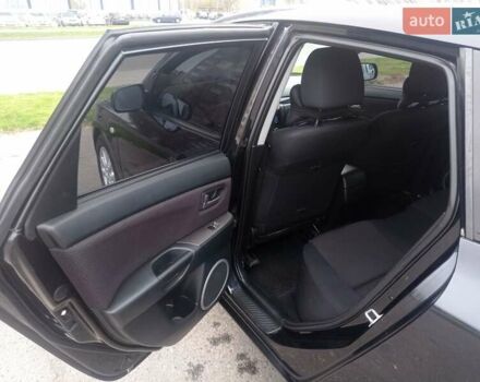 Черный Мазда 3, объемом двигателя 1.6 л и пробегом 165 тыс. км за 6100 $, фото 14 на Automoto.ua