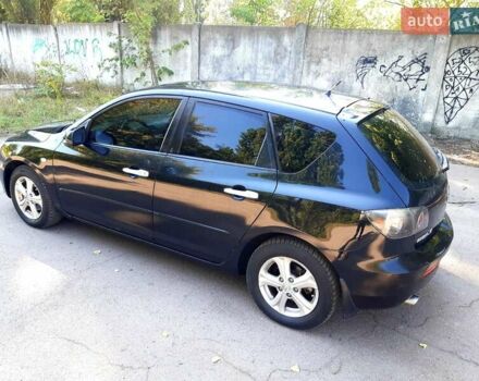 Чорний Мазда 3, об'ємом двигуна 1.6 л та пробігом 365 тис. км за 5900 $, фото 7 на Automoto.ua