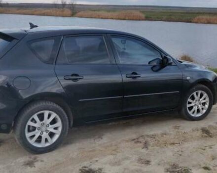 Черный Мазда 3, объемом двигателя 1.6 л и пробегом 193 тыс. км за 5000 $, фото 1 на Automoto.ua