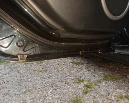 Черный Мазда 3, объемом двигателя 1.6 л и пробегом 246 тыс. км за 5500 $, фото 18 на Automoto.ua