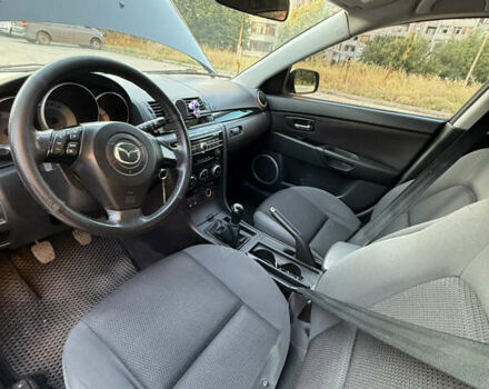 Черный Мазда 3, объемом двигателя 1.6 л и пробегом 211 тыс. км за 5999 $, фото 7 на Automoto.ua