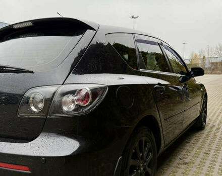 Черный Мазда 3, объемом двигателя 2 л и пробегом 274 тыс. км за 6800 $, фото 7 на Automoto.ua