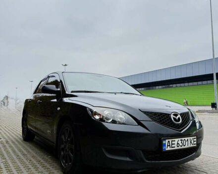 Черный Мазда 3, объемом двигателя 2 л и пробегом 274 тыс. км за 6800 $, фото 3 на Automoto.ua