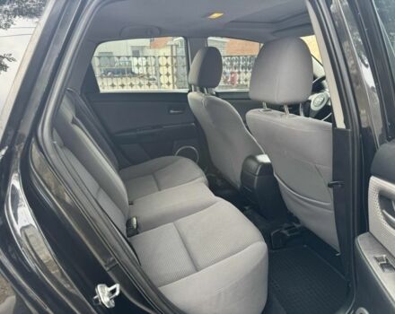 Черный Мазда 3, объемом двигателя 1.6 л и пробегом 215 тыс. км за 5850 $, фото 4 на Automoto.ua